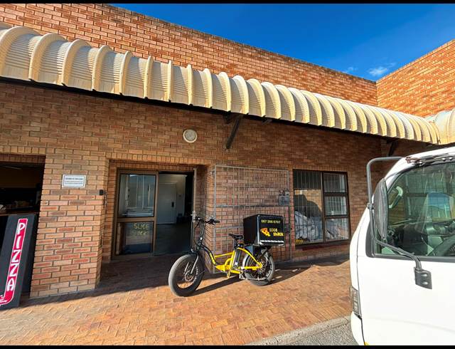 100M² RETAIL TO LET IN KILLARNEY GARDENS
