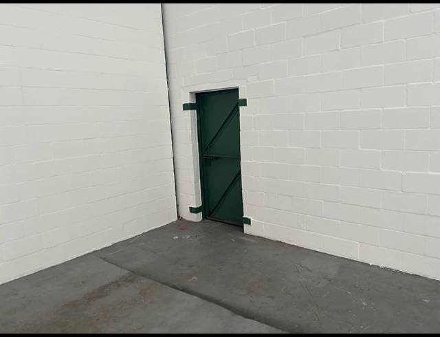 395M² WAREHOUSE TO LET IN KILLARNEY GARDENS