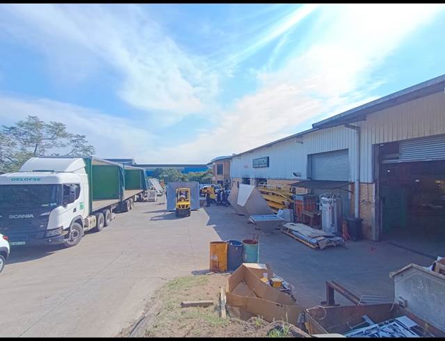 1,397M² WAREHOUSE TO LET IN MAHOGANY RIDGE