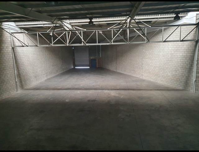 1,146M² WAREHOUSE TO LET IN CITY DEEP