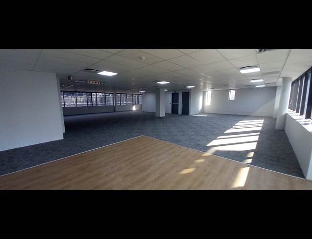 282M² OFFICE TO LET IN WOODMEAD