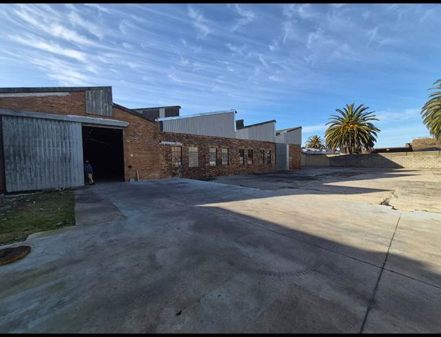 828M² WAREHOUSE TO LET IN BRACKENFELL INDUSTRIAL