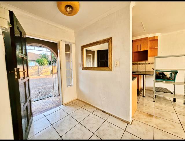 3 bed property to rent in NORKEM PARK