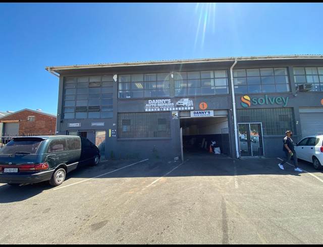 496M² WAREHOUSE TO LET IN PAARDEN EILAND