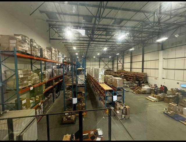 1,190M² WAREHOUSE TO LET IN BEACONVALE