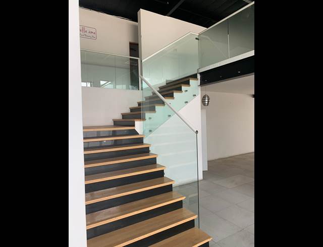 800M² OFFICE TO LET IN BOKSBURG NORTH