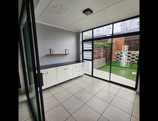 3 BEDROOM PROPERTY TO RENT IN OLIVEDALE