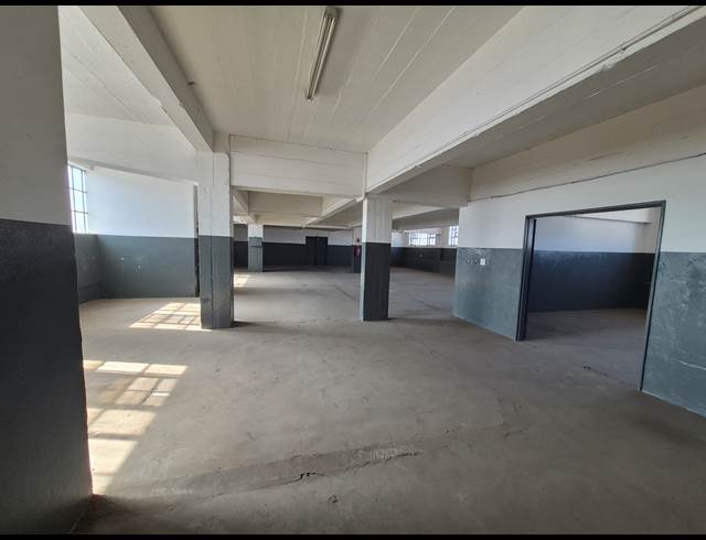 550M² WAREHOUSE TO LET IN DENVER
