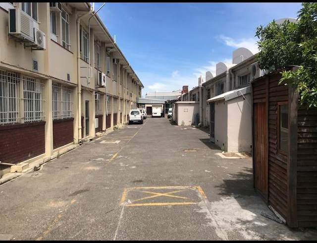 1,467M² FACTORY TO LET IN NDABENI