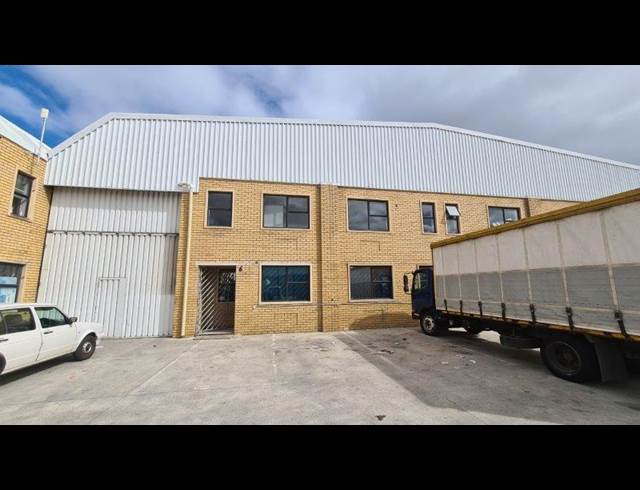 960M² WAREHOUSE TO LET IN KILLARNEY GARDENS