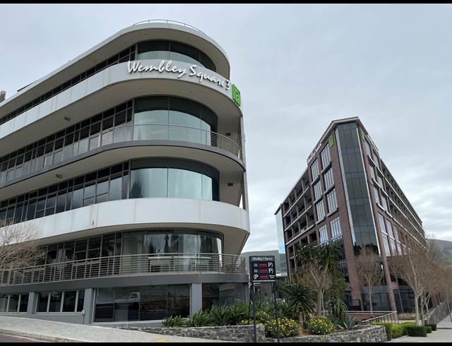 227M² OFFICE TO LET IN GARDENS