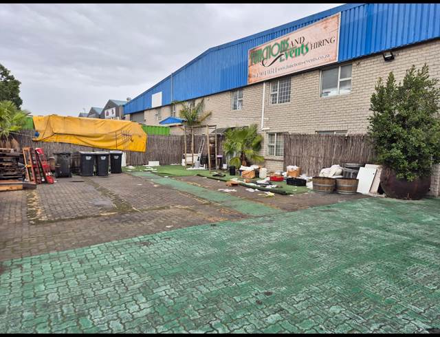 661M² WAREHOUSE TO LET IN SAXENBURG PARK 1