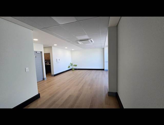 INDUSTRIAL PROPERTY TO RENT IN STIKLAND INDUSTRIAL