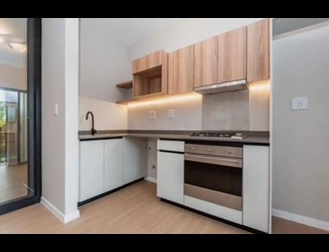 1 BEDROOM PROPERTY TO RENT IN BRYANSTON