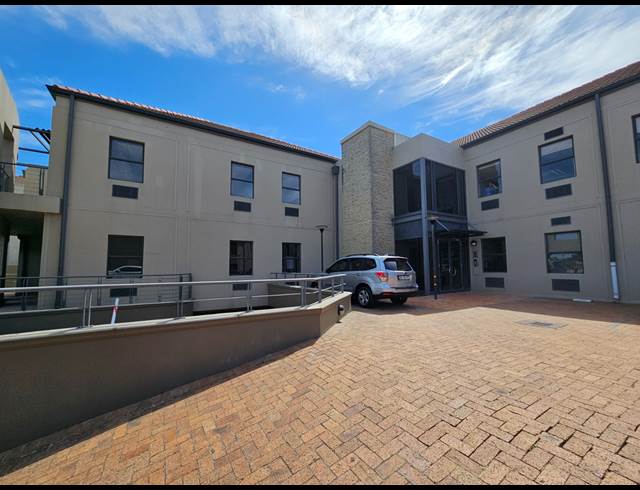505M² OFFICE TO LET IN CENTURY CITY