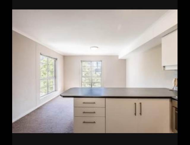 1 bed property to rent in CAPE TOWN CITY CENTRE