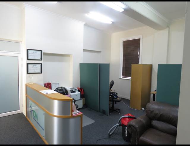 122M² OFFICE TO LET IN PAARDEVLEI