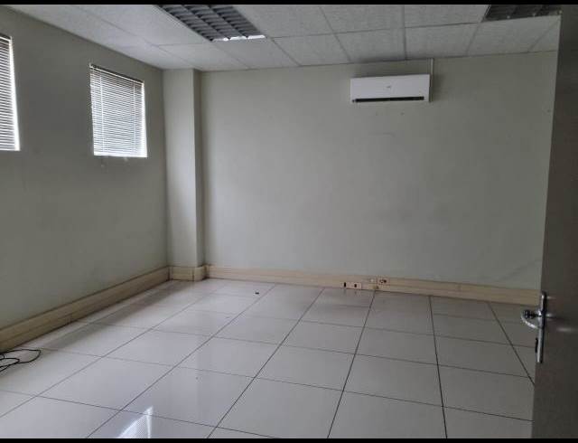 36M² OFFICE TO LET IN NELSPRUIT EXT 2