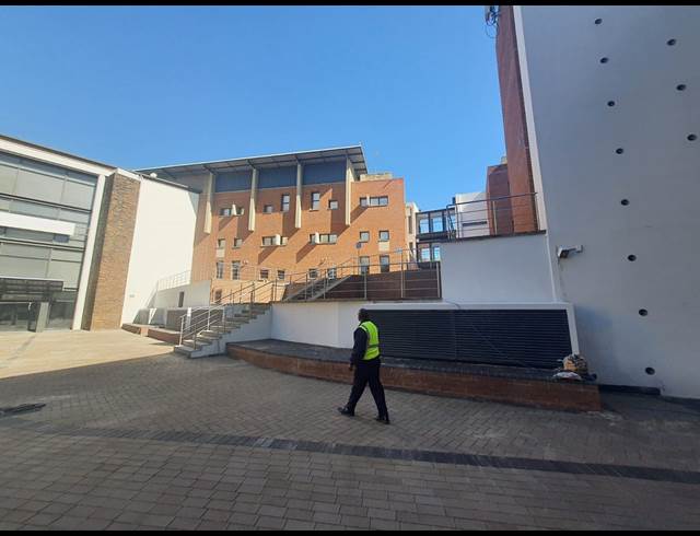 724M² OFFICE TO LET IN ZWARTKOP