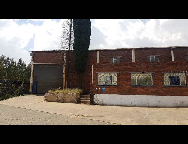 450M² WAREHOUSE RENTED IN WADEVILLE