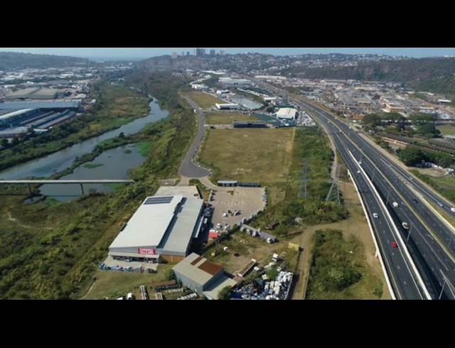 15,500M² WAREHOUSE TO LET IN UMGENI BUSINESS PARK