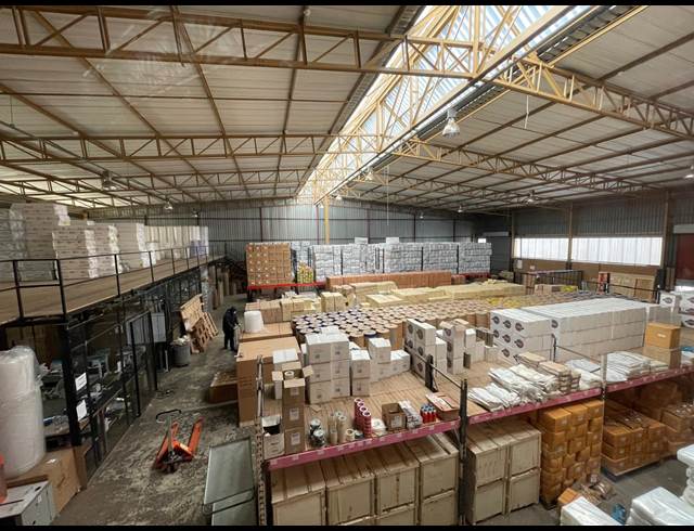 5,359M² WAREHOUSE TO LET IN LASER PARK