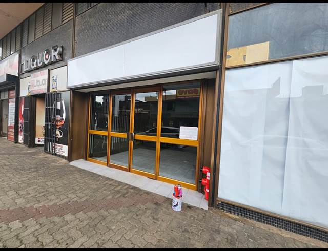 1,452M² BUILDING TO LET IN KRUGERSDORP CENTRAL