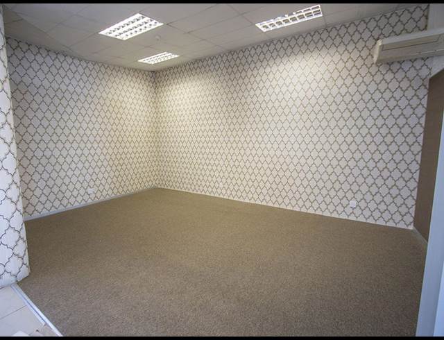 640M² SHOWROOM TO LET IN KRAMERVILLE