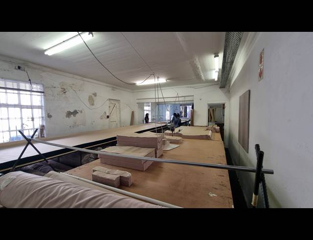 250M² MINI FACTORY TO LET IN SALT RIVER