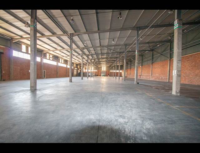4,160M² WAREHOUSE TO LET IN KYA SANDS