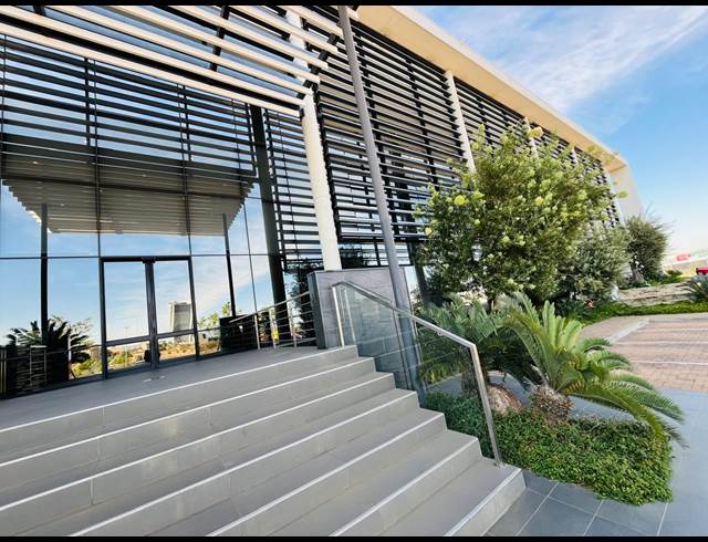 605M² OFFICE TO LET IN WATERFALL