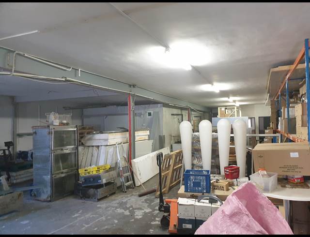 481M² FACTORY TO LET IN WOODSTOCK