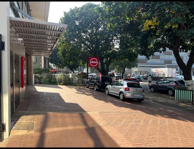 238M² OFFICE TO LET IN GLENWOOD