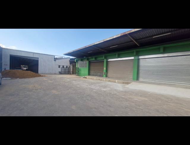 300M² WAREHOUSE TO LET IN SELBY