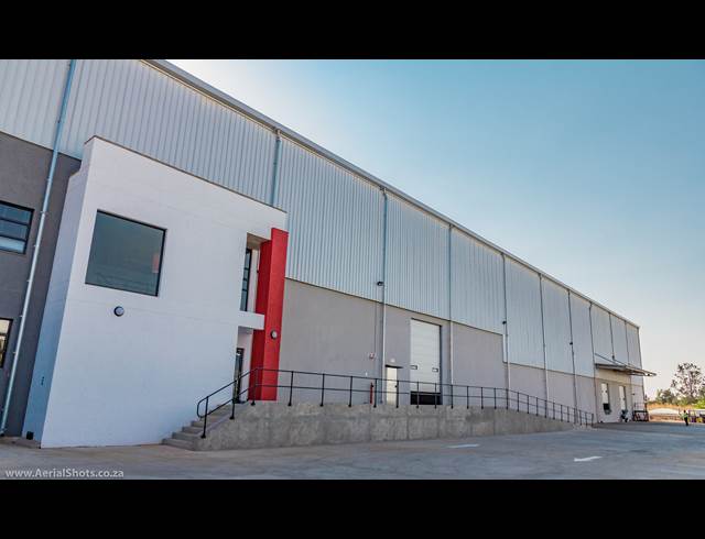 3,280M² WAREHOUSE TO LET IN LINBRO PARK