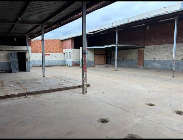 517M² WAREHOUSE TO LET IN PRETORIA WEST
