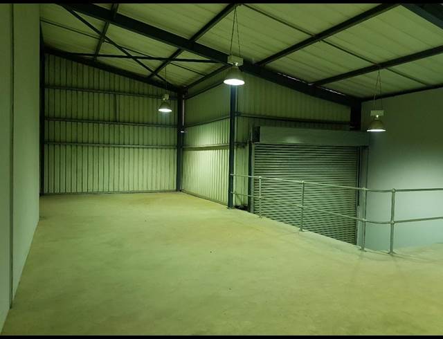 222M² MINI FACTORY TO LET IN UMHLALI