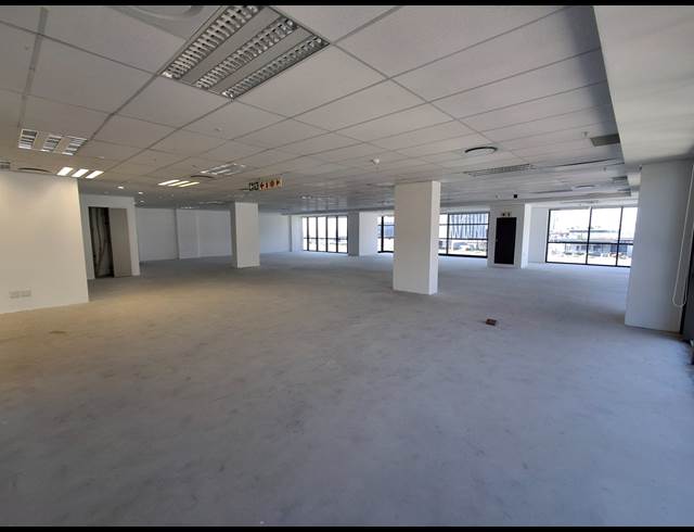 1,042M² OFFICE TO LET IN CAPE TOWN CITY CENTRE