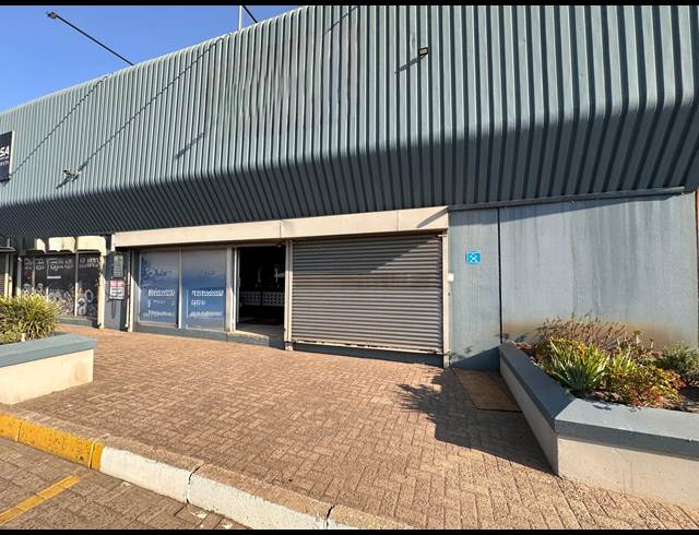 684M² WORKSHOP TO LET IN KLIPFONTEIN