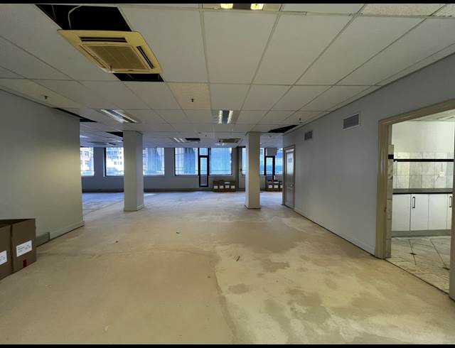 1,091M² OFFICE TO LET IN CAPE TOWN CITY CENTRE