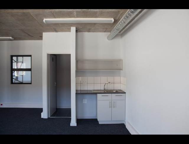 400M² WAREHOUSE TO LET IN MAITLAND