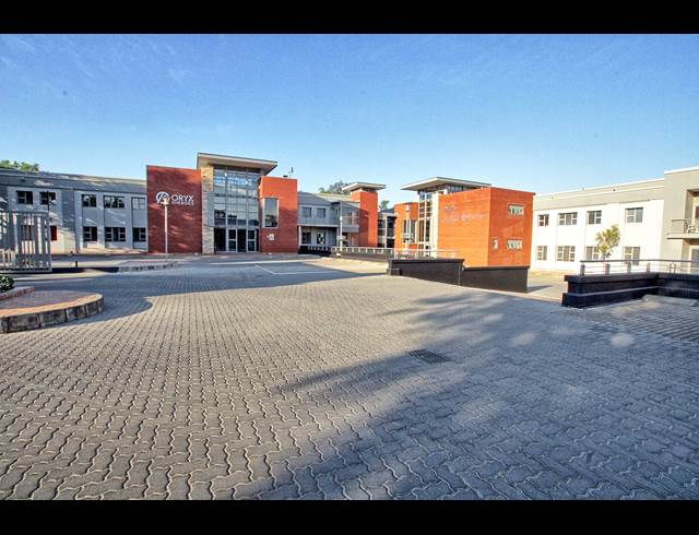 712.90M² OFFICE TO LET IN BRYANSTON
