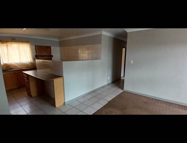 3 BEDROOM TOWNHOUSE TO LET IN DIE HEUWEL