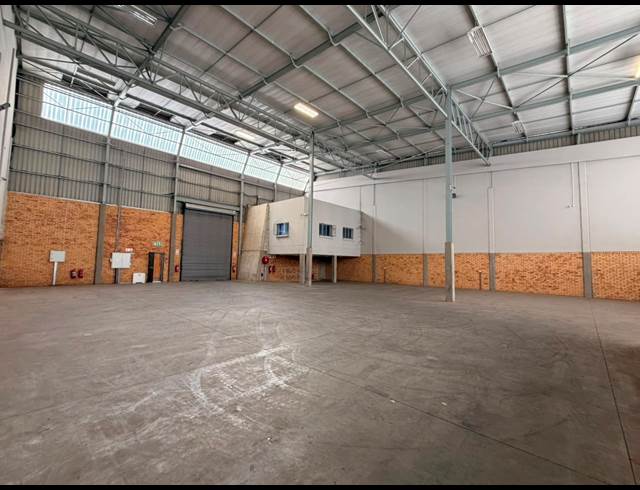 680M² WAREHOUSE TO LET IN LINBRO PARK