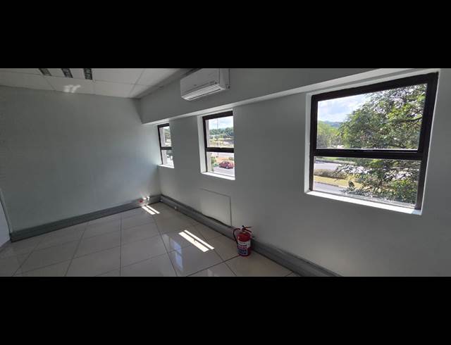 143M² OFFICE TO LET IN SONHEUWEL