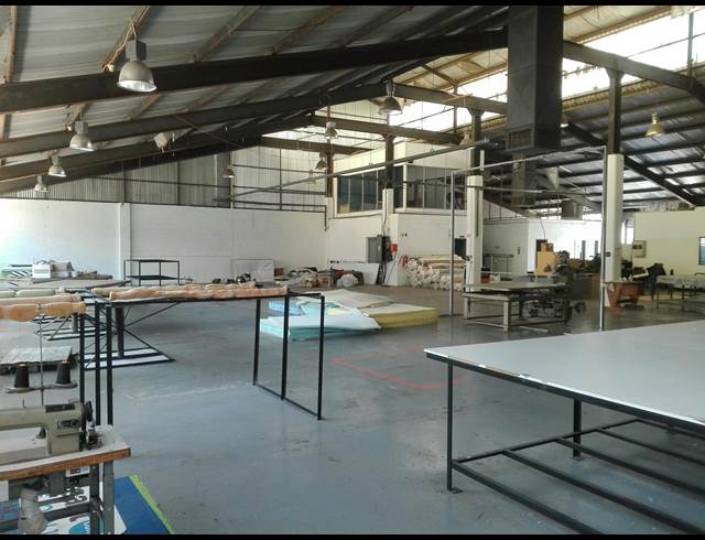 860M² FACTORY TO LET IN EPPING INDUSTRIAL