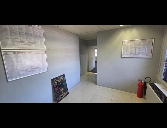 129M² OFFICE TO LET IN NELSPRUIT EXT 1