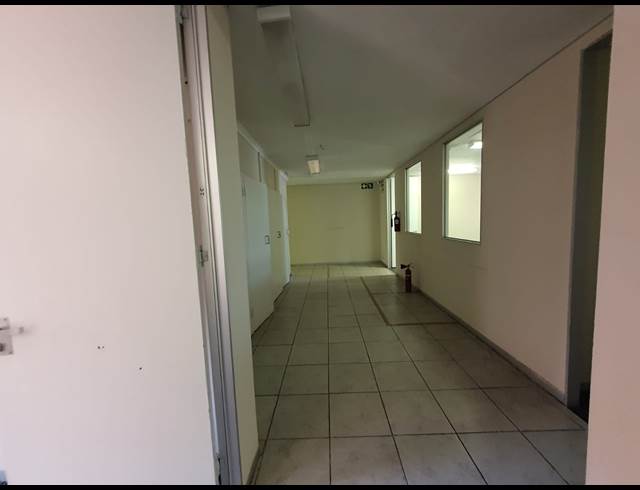 400M² OFFICE TO LET IN HATFIELD