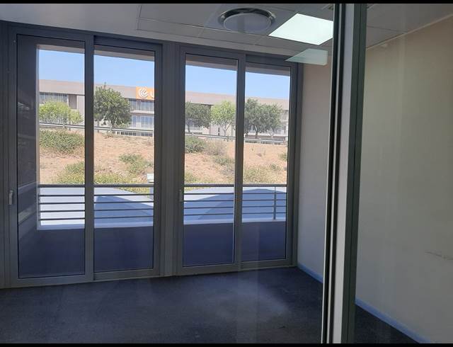 253M² OFFICE TO LET IN CARLSWALD