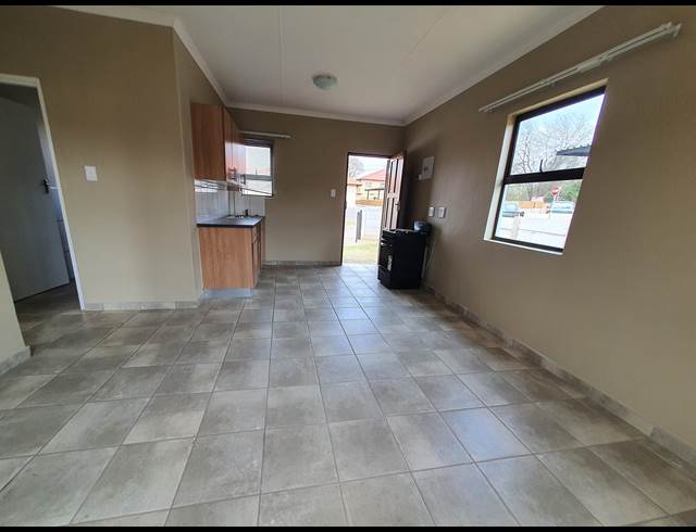 2 BEDROOM PROPERTY TO RENT IN ALBEMARLE